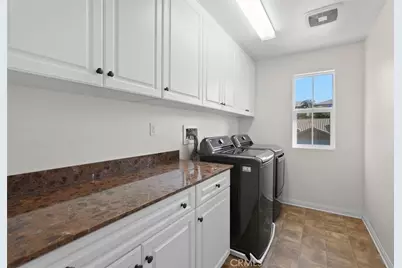4182 Cypress Circle, Lake Elsinore, CA 92530 - Photo 37