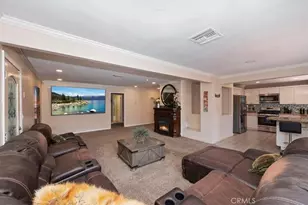 24288 Zurich Dr, Crestline, CA 92325 - Photo 13