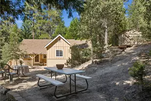 27260 Little Bear Rd, Blue Jay, CA 92317 - Photo 19
