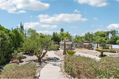 27949 Morrey Lane, Moreno Valley, CA 92555 - Photo 29