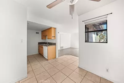 1327 Massachusetts #205, Riverside, CA 92507 - Photo 25