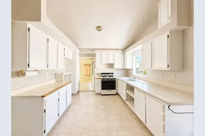 35339 San Pablo, Yucaipa, CA 92399 - Photo 7