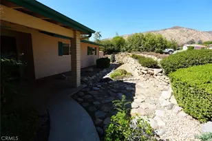 10222 Cherry Croft Dr, Yucaipa, CA 92399 - Photo 7