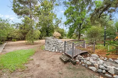 2664 Lawrence Avenue, San Bernardino, CA 92404 - Photo 31