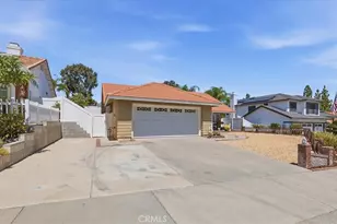 29317 Breakwater, Lake Elsinore, CA 92530 - Photo 3