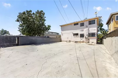 338 E 99th, Los Angeles, CA 90003 - Photo 11