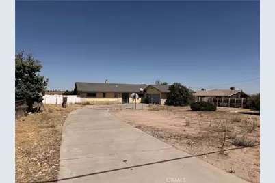 17600 Danbury, Hesperia, CA 92345 - Photo 3
