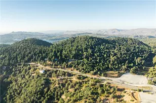 28879 Sycamore Dr, Lake Arrowhead, CA 92385 - Photo 21