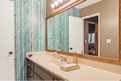 904 Sandalwood, Lake Arrowhead, CA 92352 - Photo 21