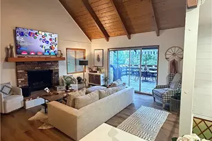 554 Pioneer Rd, Lake Arrowhead, CA 92352 - Photo 3