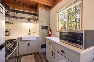 422 Dixie Ln, Big Bear Lake, CA 92315 - Photo 7
