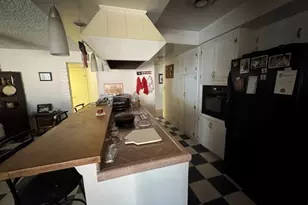 1517 S Main St, Corona, CA 92882 - Photo 17