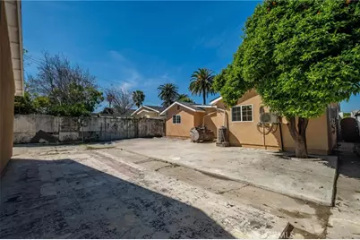 1972 Olive, Long Beach, CA 90806 - Photo 57