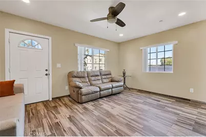 1972 Olive, Long Beach, CA 90806 - Photo 25
