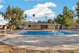 1742 E Foothill Dr, San Bernardino, CA 92404 - Photo 23