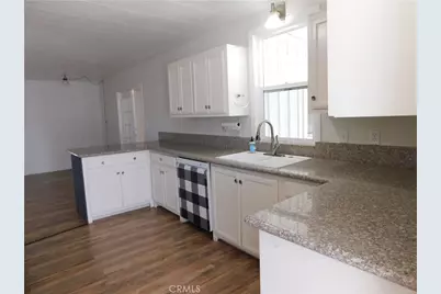 34480 County Line Road #10, Yucaipa, CA 92399 - Photo 11