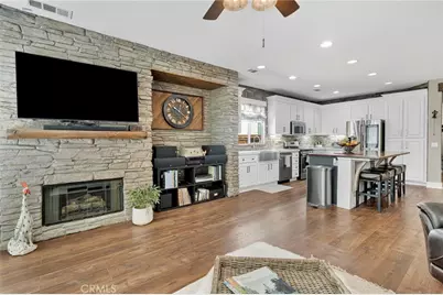 13817 Grant, Oak Hills, CA 92344 - Photo 17