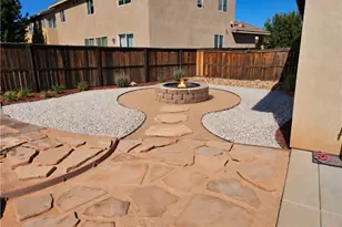 13817 Grant, Oak Hills, CA 92344 - Photo 39
