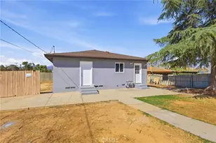 754 E 3rd St, Beaumont, CA 92223 - Photo 3