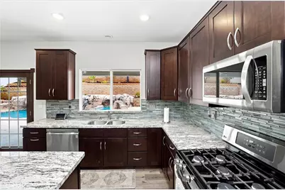 2959 Stonewall, Corona, CA 92882 - Photo 11