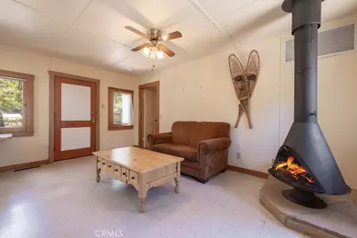 1122 Illini, Fawnskin, CA 92333 - Photo 7