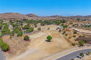 18593 Fort Lauder Ln, Perris, CA 92570 - Photo 39
