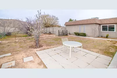 20376 Tonawanda, Apple Valley, CA 92307 - Photo 65