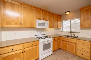 20376 Tonawanda, Apple Valley, CA 92307 - Photo 55