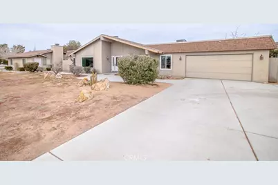 20376 Tonawanda, Apple Valley, CA 92307 - Photo 7