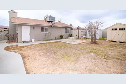 20376 Tonawanda, Apple Valley, CA 92307 - Photo 67