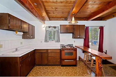 476 San Bernardino, Sugarloaf, CA 92386 - Photo 11