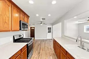 851 Garden Grove, Norco, CA 92860 - Photo 9