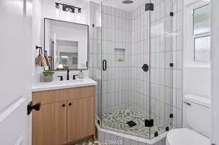 3861 S Norton Ave, Los Angeles, CA 90008 - Photo 17