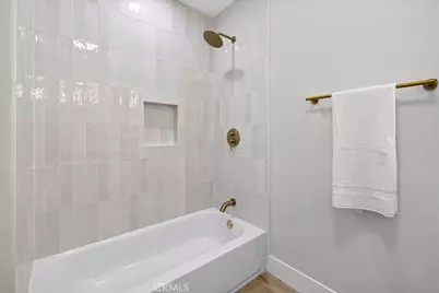 10553 McBroom Street, Sunland, CA 91040 - Photo 19