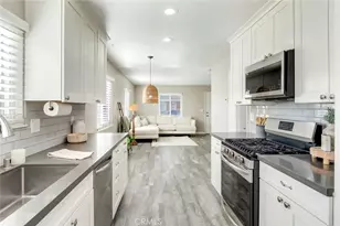 181 Yorktown Ln, Costa Mesa, CA 92626 - Photo 3