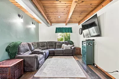 33910 Meadow Ln, Green Valley Lake, CA 92341 - Photo 9