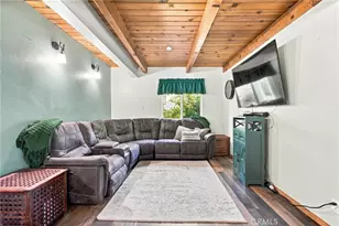 33910 Meadow Ln, Green Valley Lake, CA 92341 - Photo 9