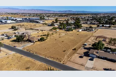 11 Cholame, Victorville, CA 92392 - Photo 27