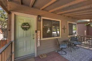 327 Wabash, Sugarloaf, CA 92386 - Photo 3