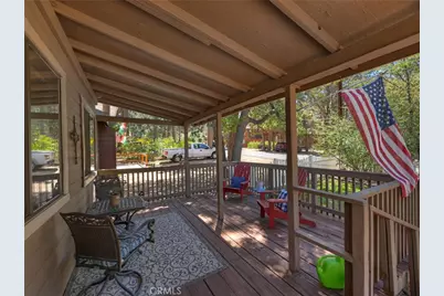 327 Wabash, Sugarloaf, CA 92386 - Photo 3