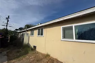 120 E South St, Rialto, CA 92376 - Photo 3