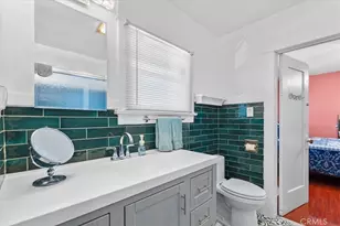 7715 Whitsett, Los Angeles, CA 90001 - Photo 13