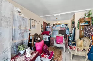 7715 Whitsett, Los Angeles, CA 90001 - Photo 19