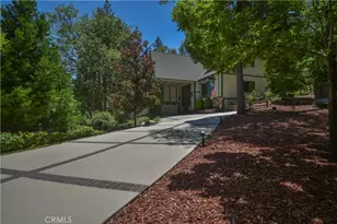 26472 Hillcrest, Lake Arrowhead, CA 92352 - Photo 41