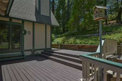 26472 Hillcrest, Lake Arrowhead, CA 92352 - Photo 13