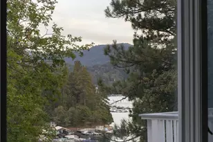 1079 Sherwood, Lake Arrowhead, CA 92352 - Photo 21