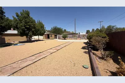 13491 Iroquois, Apple Valley, CA 92308 - Photo 73