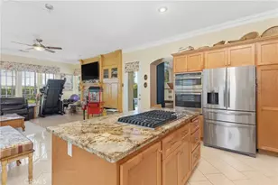 13690 Chaparral Trail, Yucaipa, CA 92399 - Photo 17