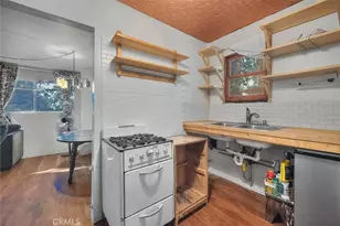 23775 Bowl, Crestline, CA 92325 - Photo 29