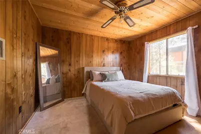 260 Highland, Sugarloaf, CA 92386 - Photo 15